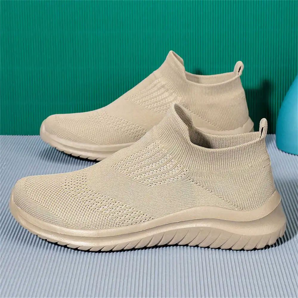 Beige Soft New Novelty Tennis  - Tech Guy Accessories reseña y precio